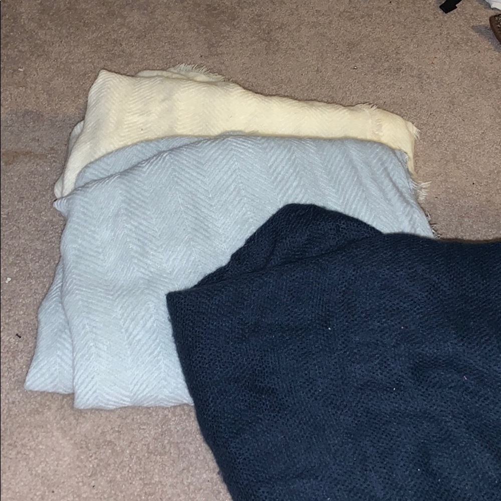 3 open ended blanket scarves